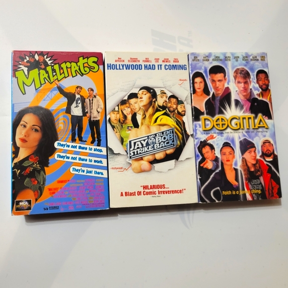 Kevin Smith VHS Collection, DOGMA, MALLRATS, JAY AND SILENT BOB STRIKE BACK - Picture 1 of 2